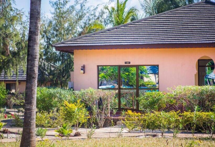 ガーデンビュースタンダードルーム, Vrclub Paje Palms Beach Resort