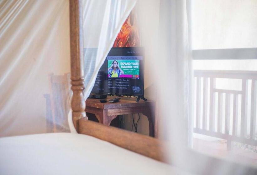 オーシャンビューのデラックストリプルルーム, Vrclub Paje Palms Beach Resort