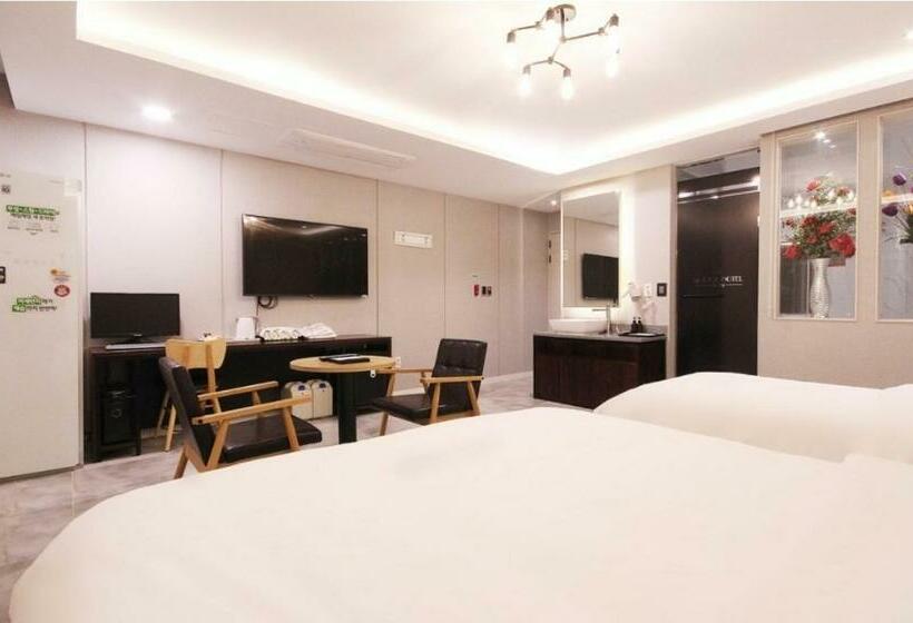 Номер Стандарт, Idea