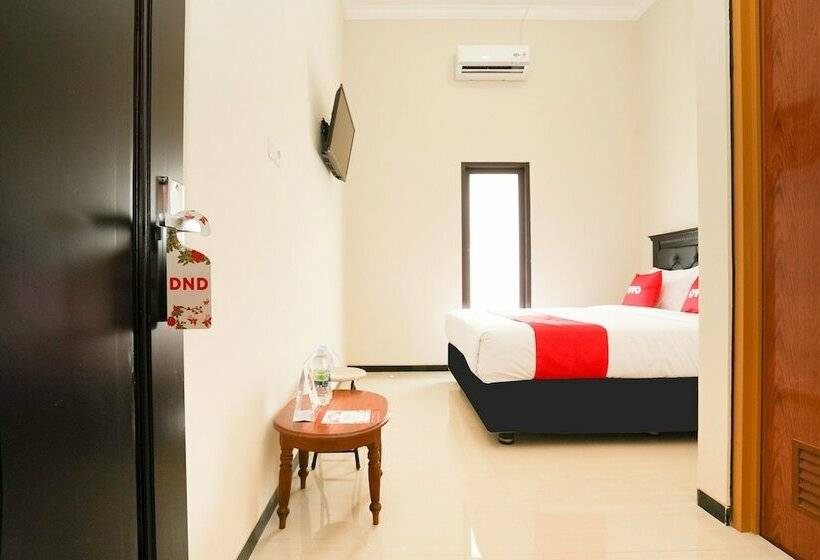 اتاق استاندارد, Oyo 1743 Anie Residence