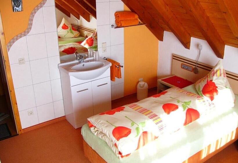 스탠다드 발코니 룸, Gästezimmer Schanz Hilbel