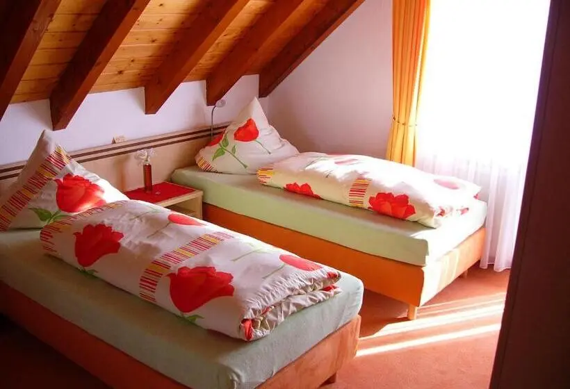 バルコニー付きスタンダードルーム, Gästezimmer Schanz Hilbel
