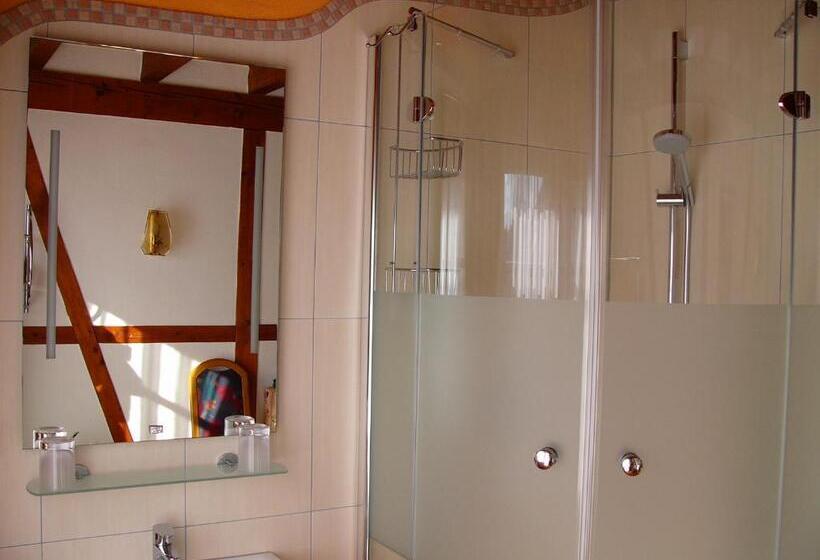 Номер Стандарт, Gästezimmer Schanz Hilbel