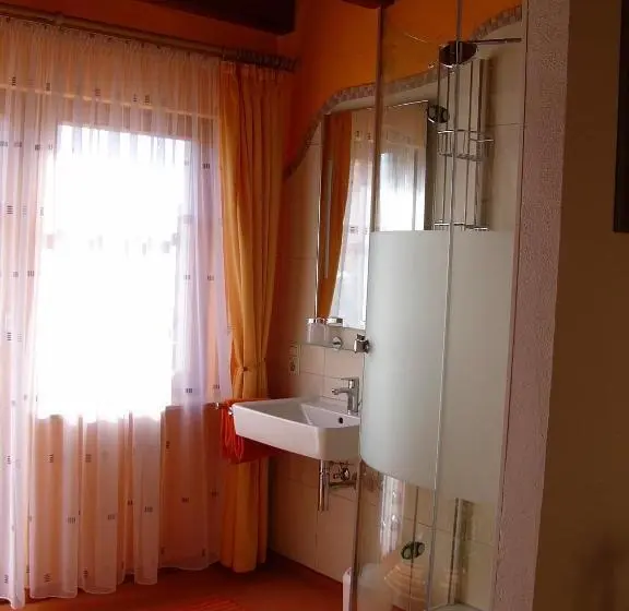 スタンダードルーム, Gästezimmer Schanz Hilbel