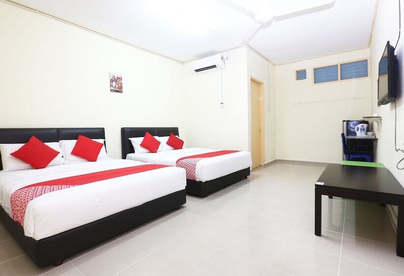 Family Suite, O Pelangi Marang