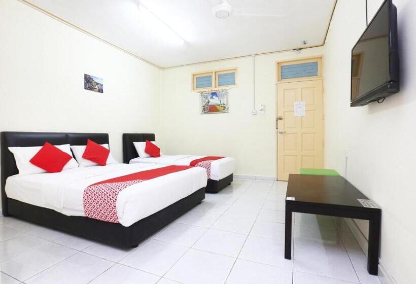 Quarto Triplo Deluxe, O Pelangi Marang