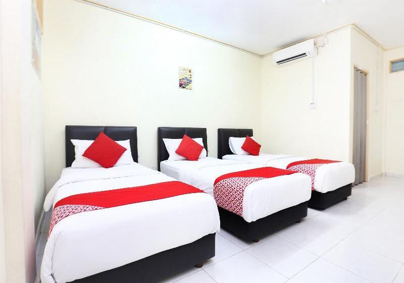 Quarto Triplo Estandar, O Pelangi Marang