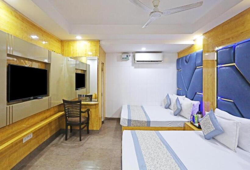 家庭套房, Preet Palace  5 Mints Walk From Nizamuddin Railway Station