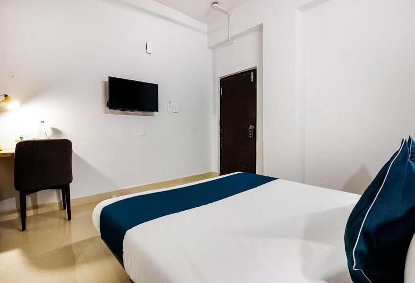 Triple Classic Room, Silverkey Gachibowli Near Jv Colony Gachibowli