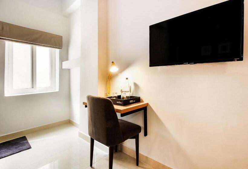 Triple Classic Room, Silverkey Gachibowli Near Jv Colony Gachibowli