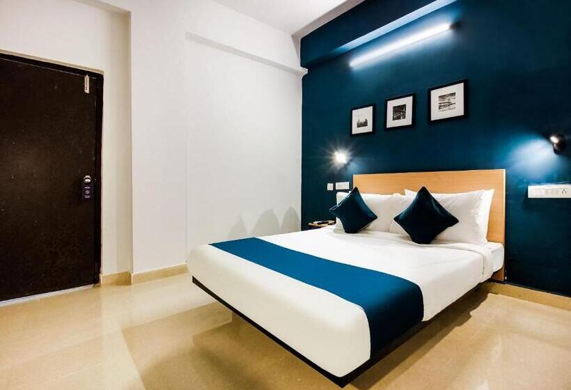Triple Classic Room, Silverkey Gachibowli Near Jv Colony Gachibowli