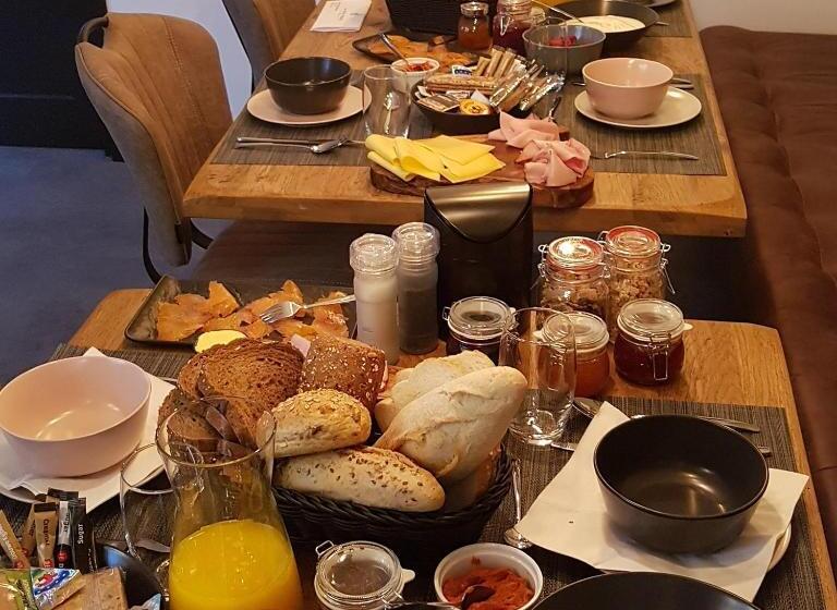 جناح جونيور, B&b La Vita Verde