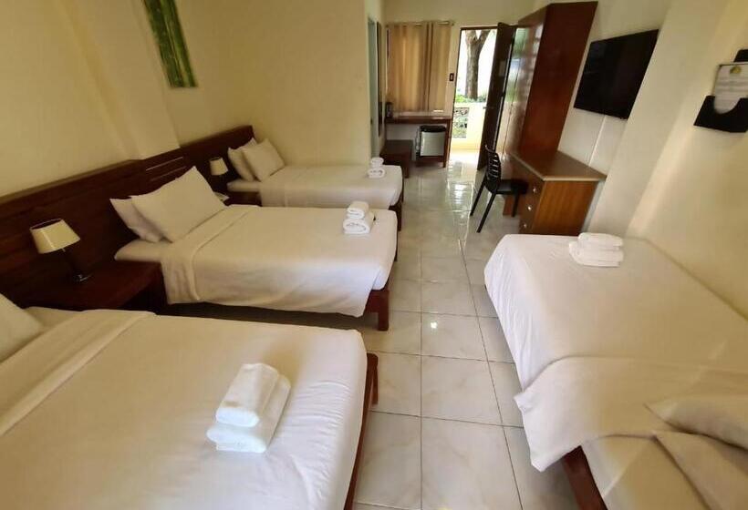 غرفة ديلوكس رباعية, Fernandos