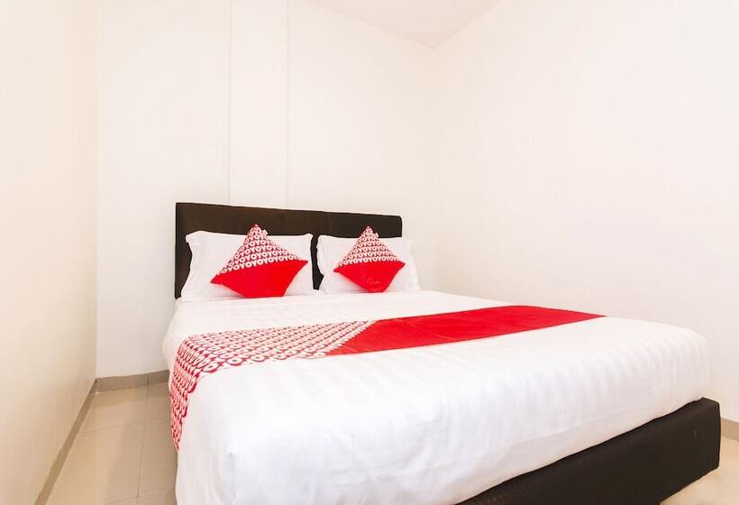 Quarto Estandar, Oyo 1635 New Star