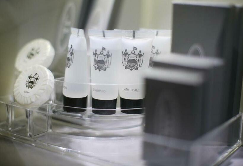 Quarto superior, Stanton