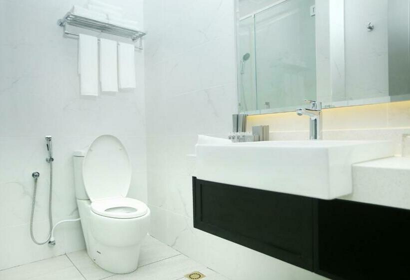 Quarto Familiar, Stanton