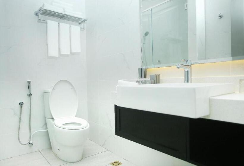 Quarto Familiar Superior, Stanton