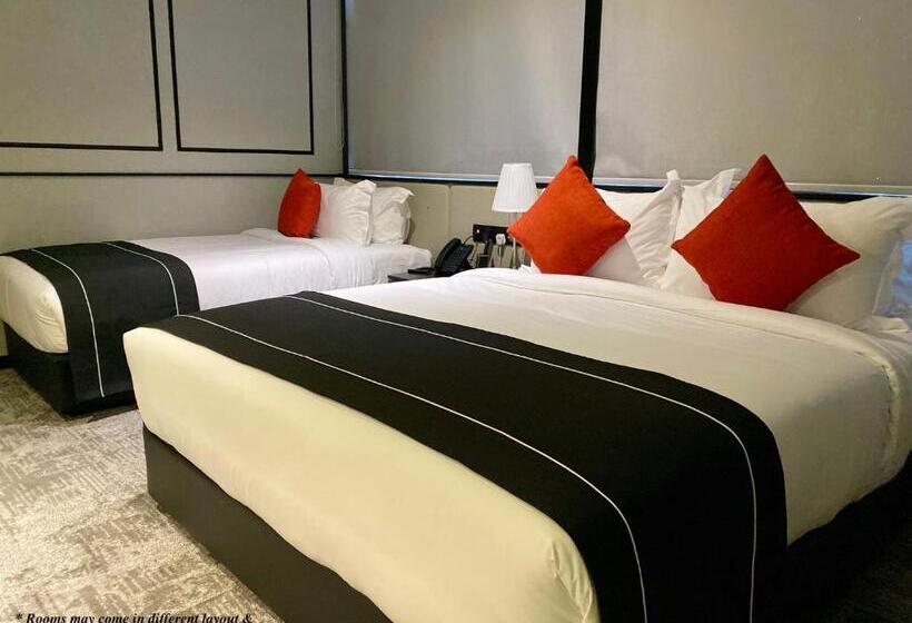 Quarto Familiar, Stanton