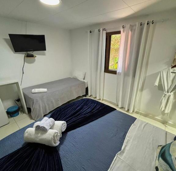 家庭间, Pousada Orquídeas Do Guarujá