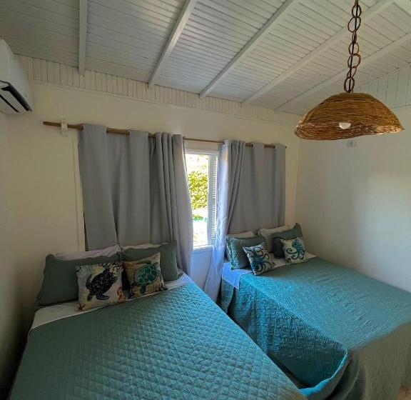 四人高级间, Pousada Orquídeas Do Guarujá