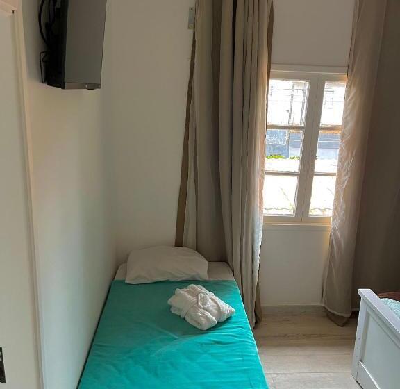 高级三人间, Pousada Orquídeas Do Guarujá