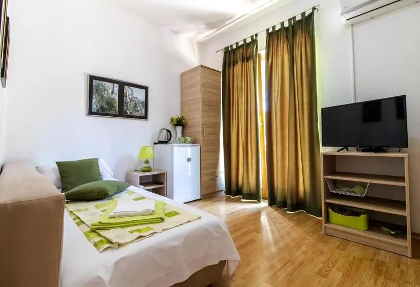 اتاق یک تخته با تراس, Rooms Bačić