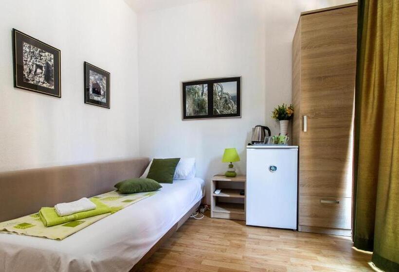 اتاق یک تخته با تراس, Rooms Bačić