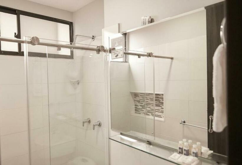 اتاق خانوادگی, Bianco Hotel Boutique