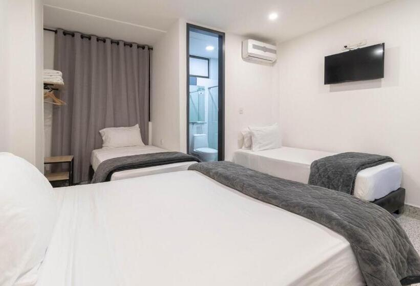 اتاق استاندارد چهار تخته, Bianco Hotel Boutique