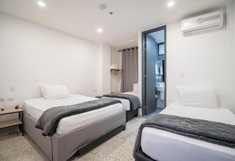 اتاق استاندارد چهار تخته, Bianco Hotel Boutique