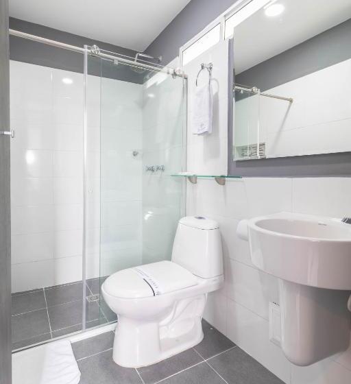 اتاق استاندارد چهار تخته, Bianco Hotel Boutique