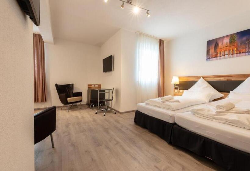 Family Suite, In Laisen