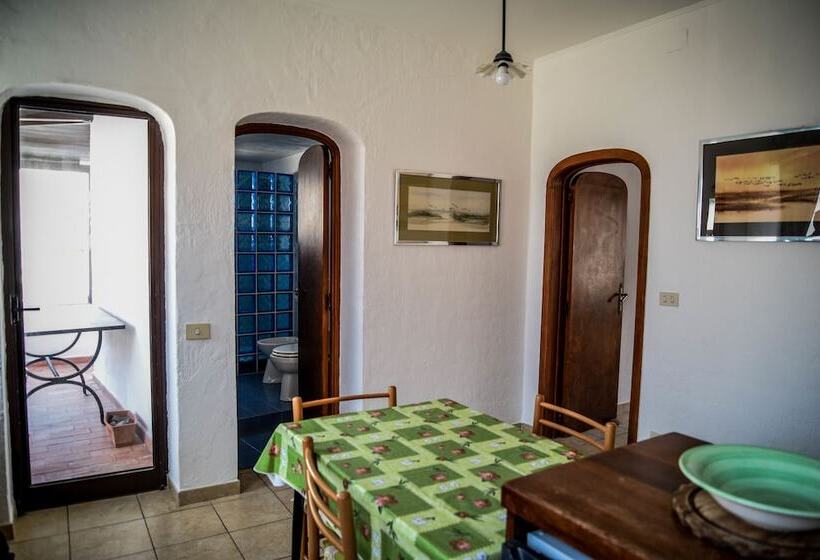 带1个卧室的带海景的公寓, Casa Giuliana