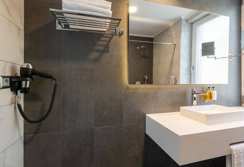 Студия Стандарт, Bach Apartments