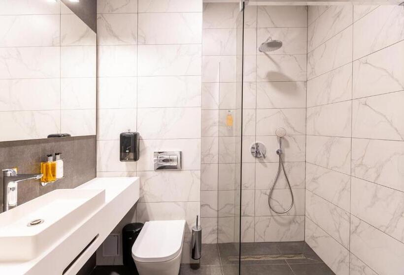 Апартаменты 1 Спальня, Bach Apartments