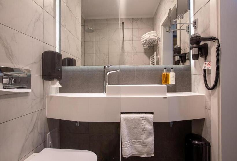 Апартаменты 1 Спальня, Bach Apartments