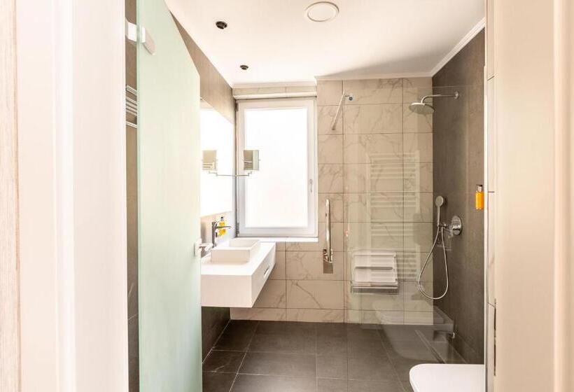 Студия Стандарт, Bach Apartments