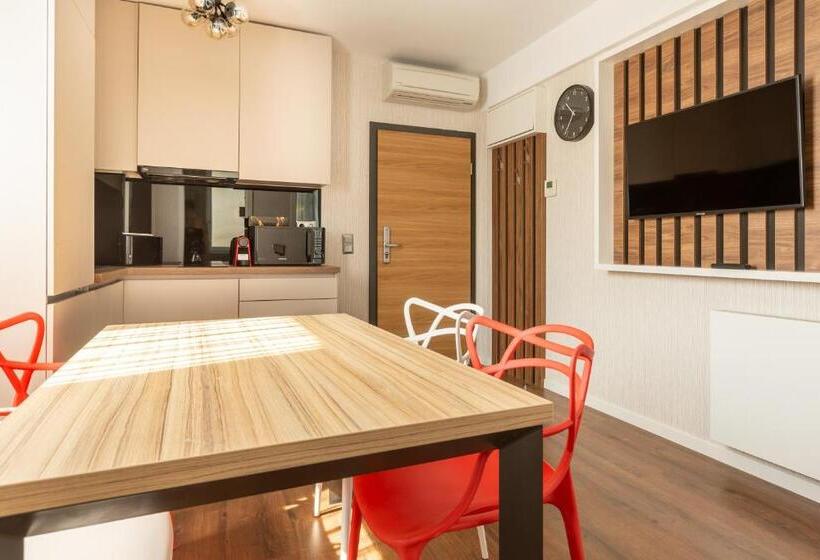 Студия Стандарт, Bach Apartments