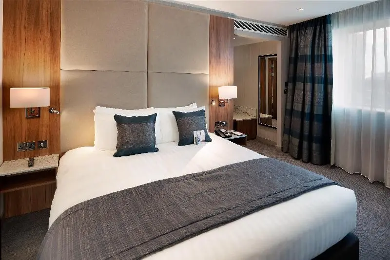اتاق استاندارد, Crowne Plaza London Heathrow T4, An Ihg