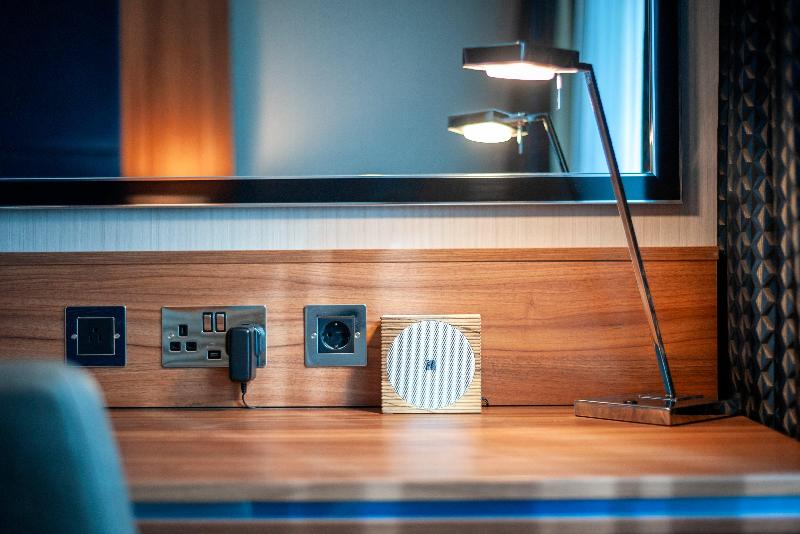 Standard Værelse King Size Seng, Crowne Plaza London Heathrow T4, An Ihg