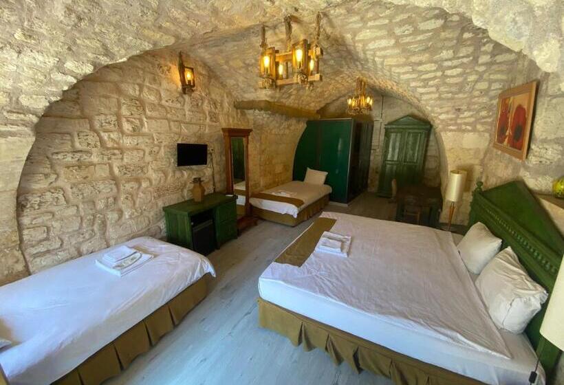 اتاق استاندارد چهار تخته, Hanehan