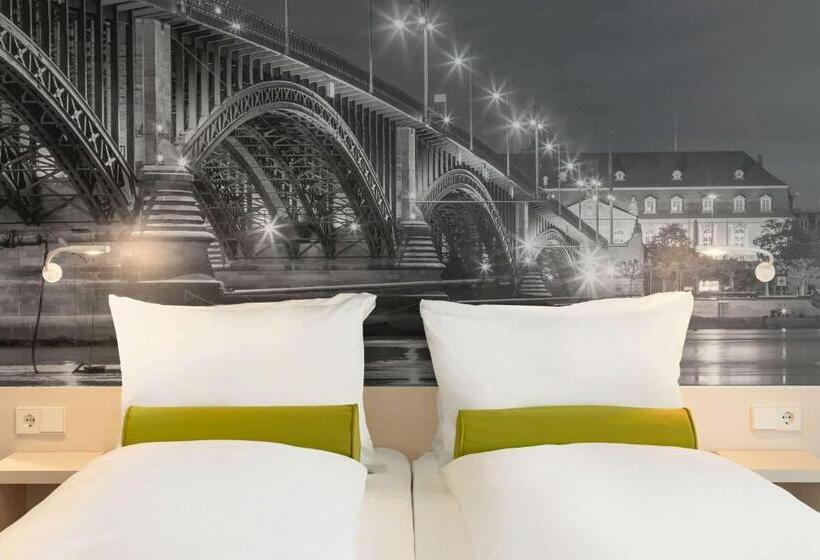 غرفة قياسية لذوى الاحتياجات الخاصة, Super 8 By Wyndham Mainz Zollhafen