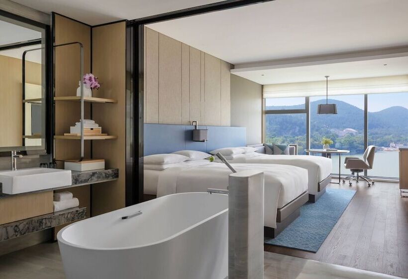 이그제큐티브 룸, Xuzhou Marriott Hotel Lakeview