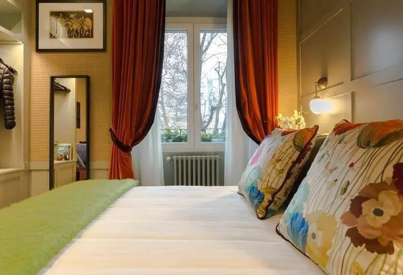 سوییت, Living Suites
