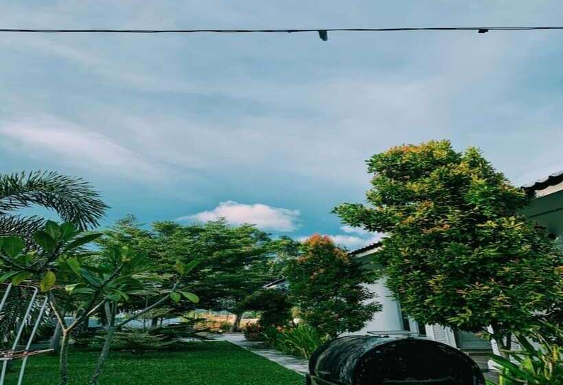 标准间, Alpha Motel