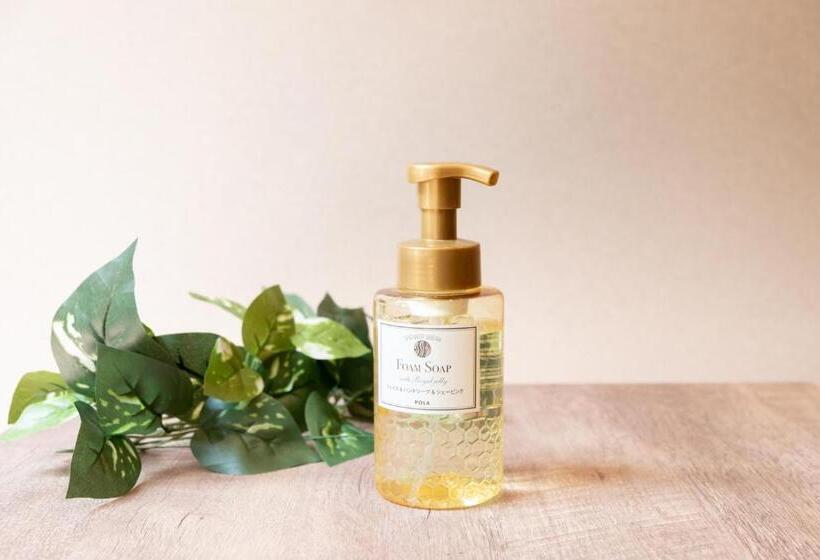 Camera Basic Letto Matrimoniale, Nipponbashi Crystal