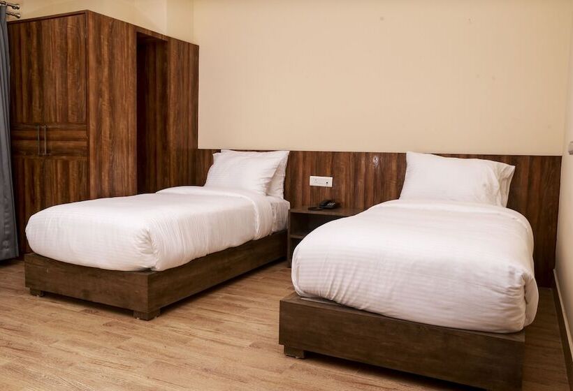 اتاق سوپریور, Phuentsholing