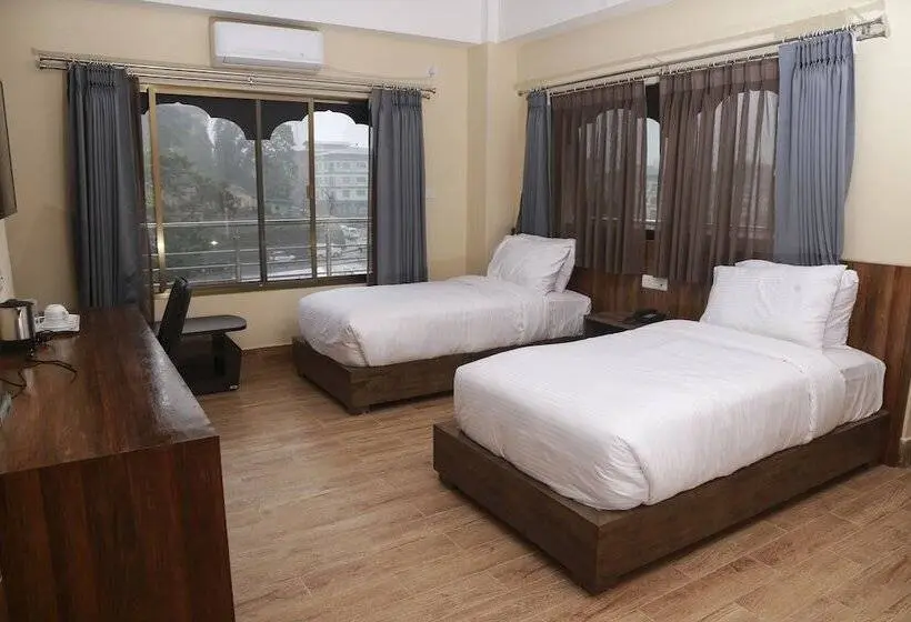 اتاق سوپریور, Phuentsholing