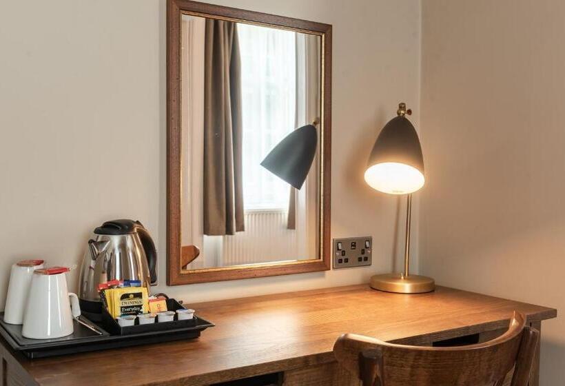 اتاق استاندارد, The Hawes Inn By Innkeeper S Collection
