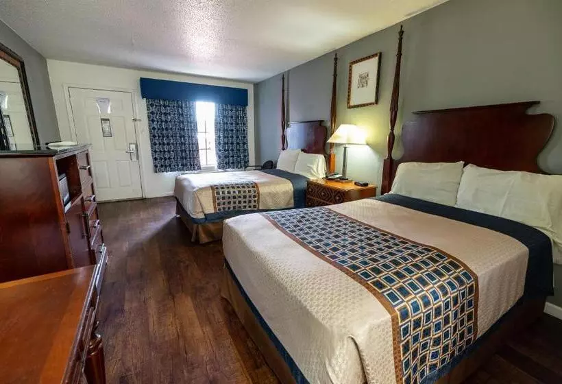 スタンダードルーム, American Inn & Suites Russellville